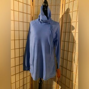 NWT Champion- Amparo Blu Active performance comfort top. Sz L